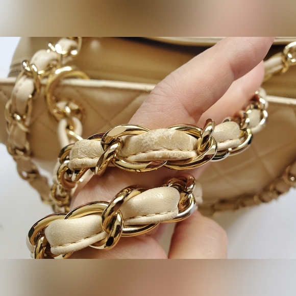 (SALE)Chanel Lambskin CC Logo Chain Strap Hobo Bag ▶️ Part1 - Picture 16 of 16